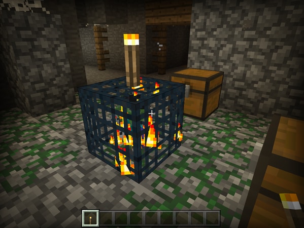 マイクラ統合版/スイッチ】モンスタースポナーの見つけ方、回収方法 